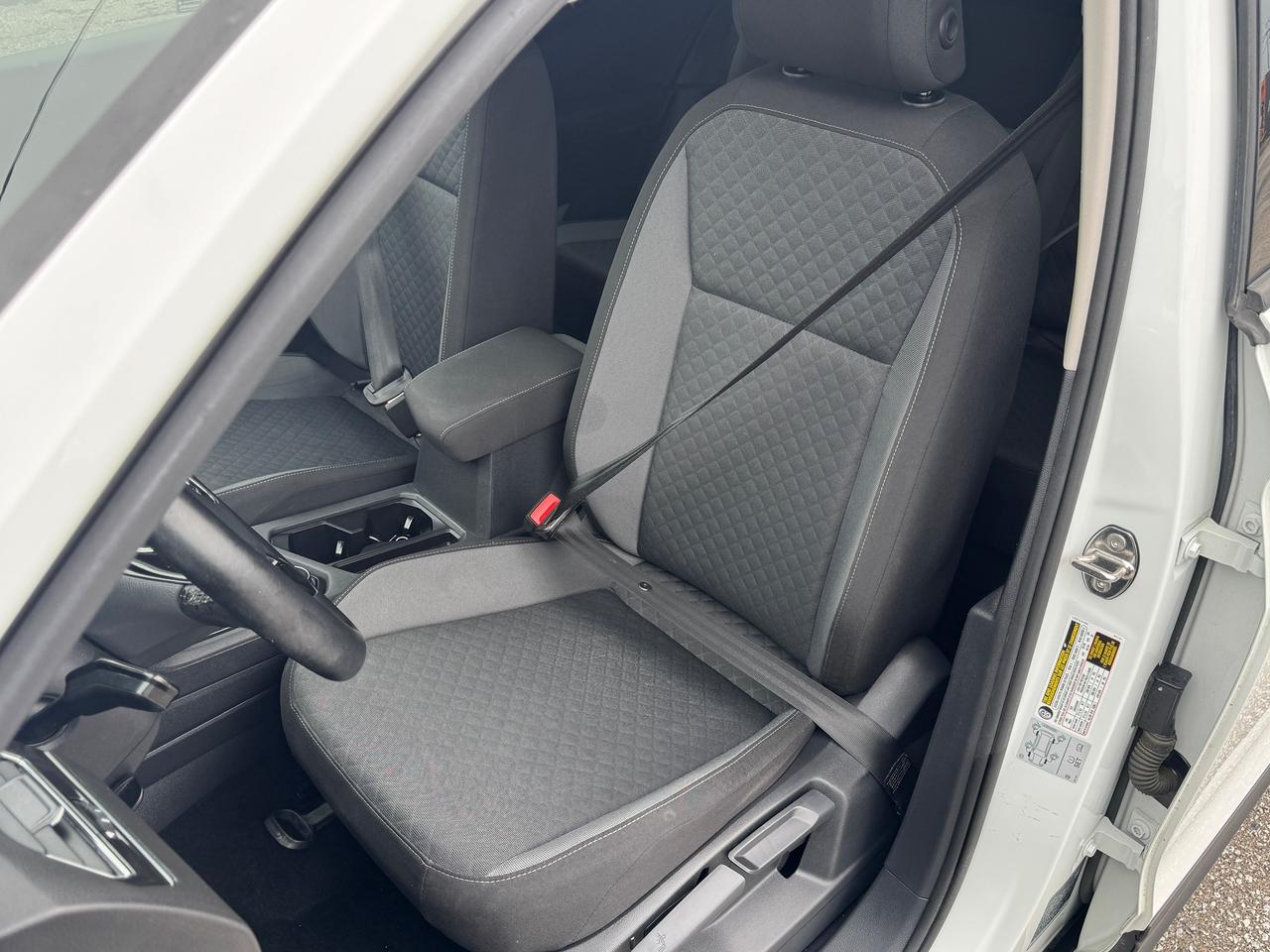 2018 Volkswagen Tiguan Trendline 4MOTION+New Tires+SUPER CLEAN Photo