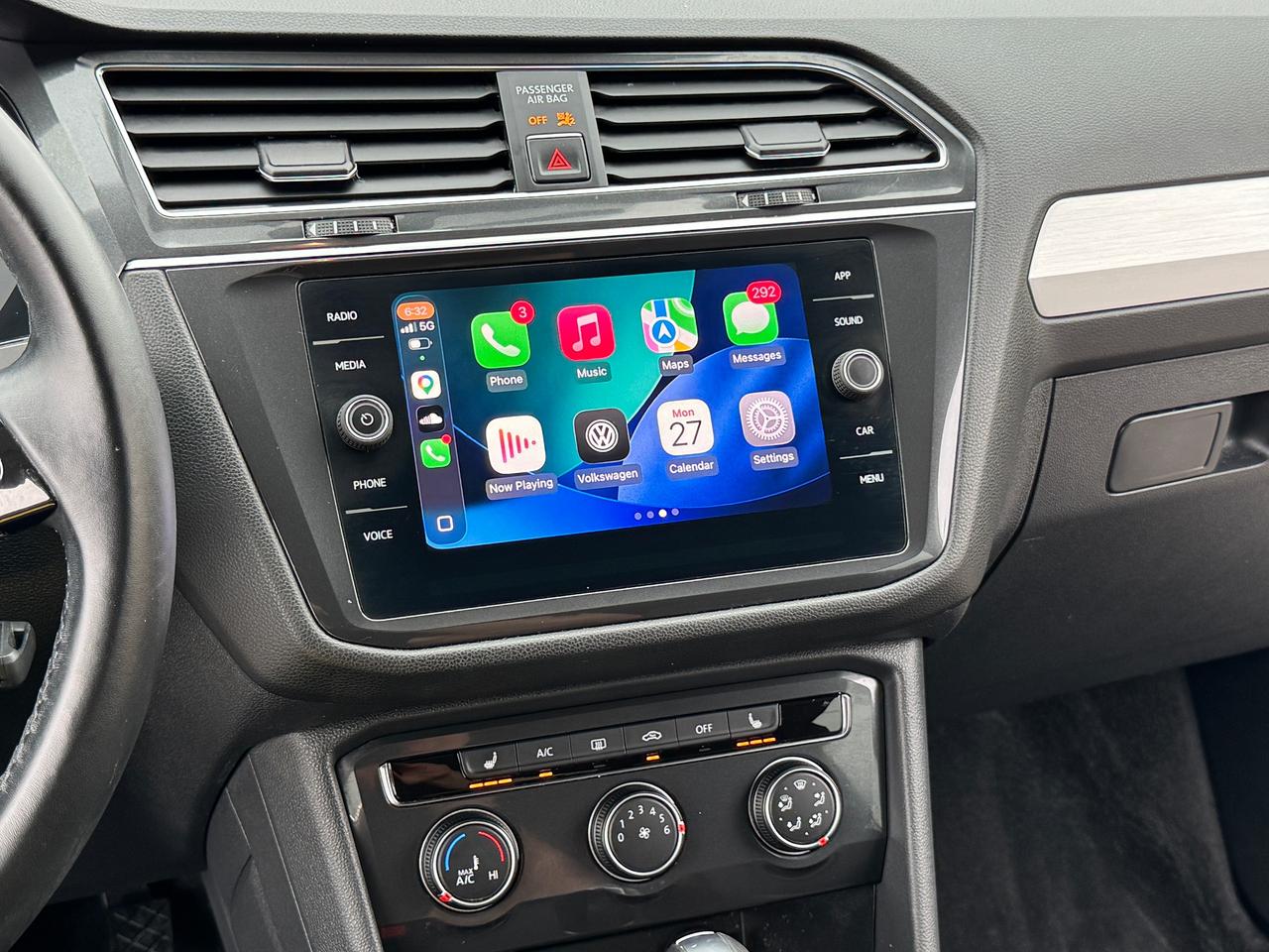 2018 Volkswagen Tiguan Trendline 4MOTION+New Tires+SUPER CLEAN Photo