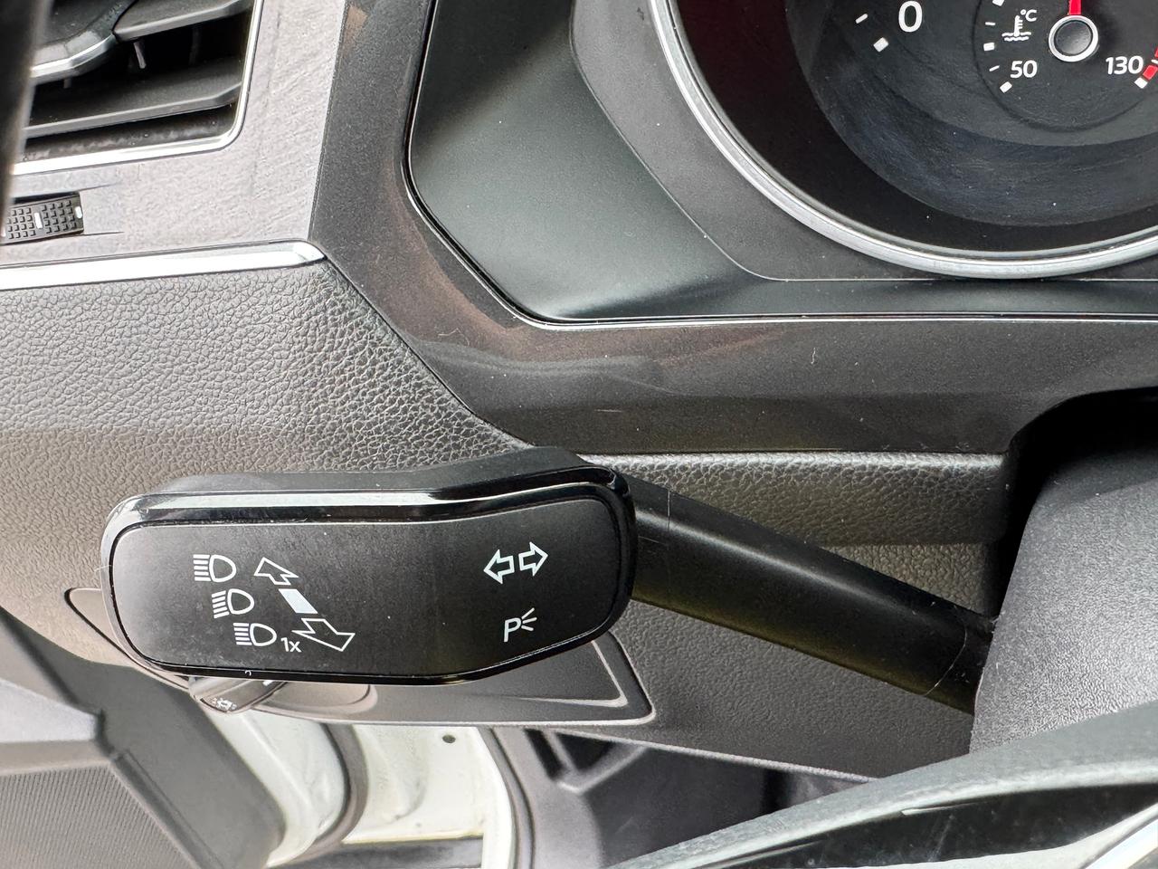 2018 Volkswagen Tiguan Trendline 4MOTION+New Tires+SUPER CLEAN Photo