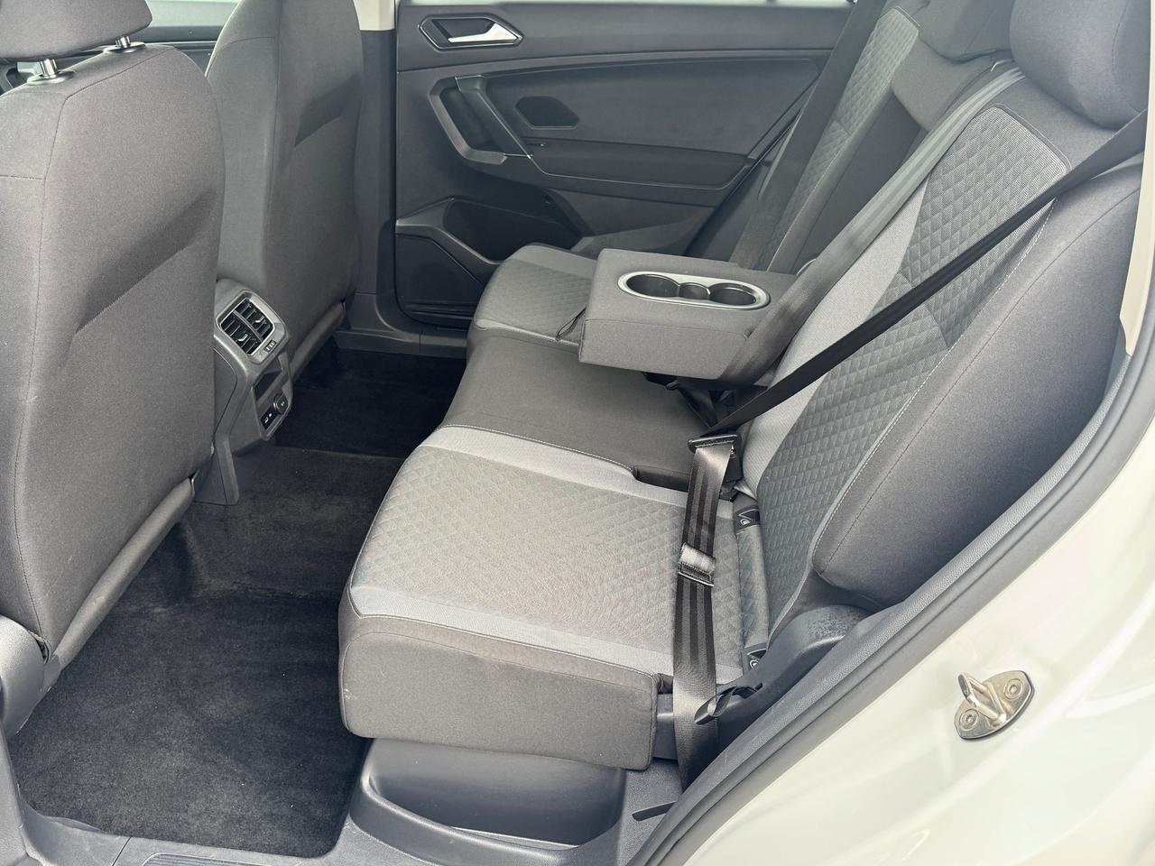 2018 Volkswagen Tiguan Trendline 4MOTION+New Tires+SUPER CLEAN Photo