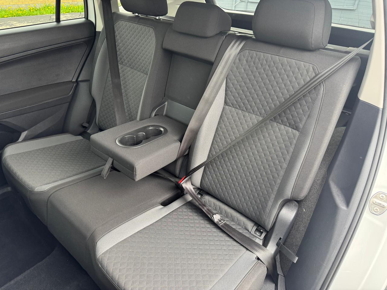 2018 Volkswagen Tiguan Trendline 4MOTION+New Tires+SUPER CLEAN Photo