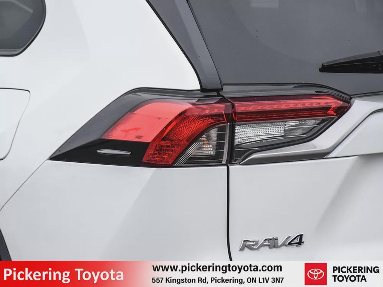2023 Toyota RAV4 Hybrid XSE Photo