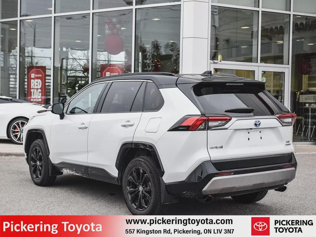 2023 Toyota RAV4 Hybrid XSE Photo