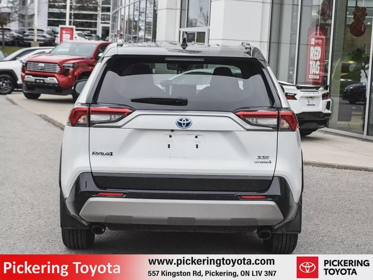 2023 Toyota RAV4 Hybrid XSE Photo