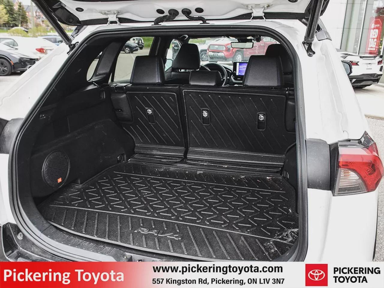 2023 Toyota RAV4 Hybrid XSE Photo