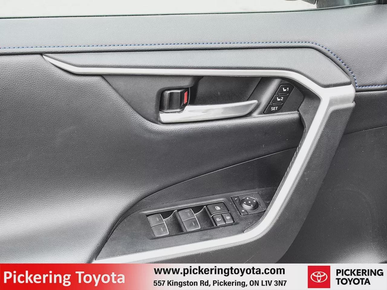 2023 Toyota RAV4 Hybrid XSE Photo