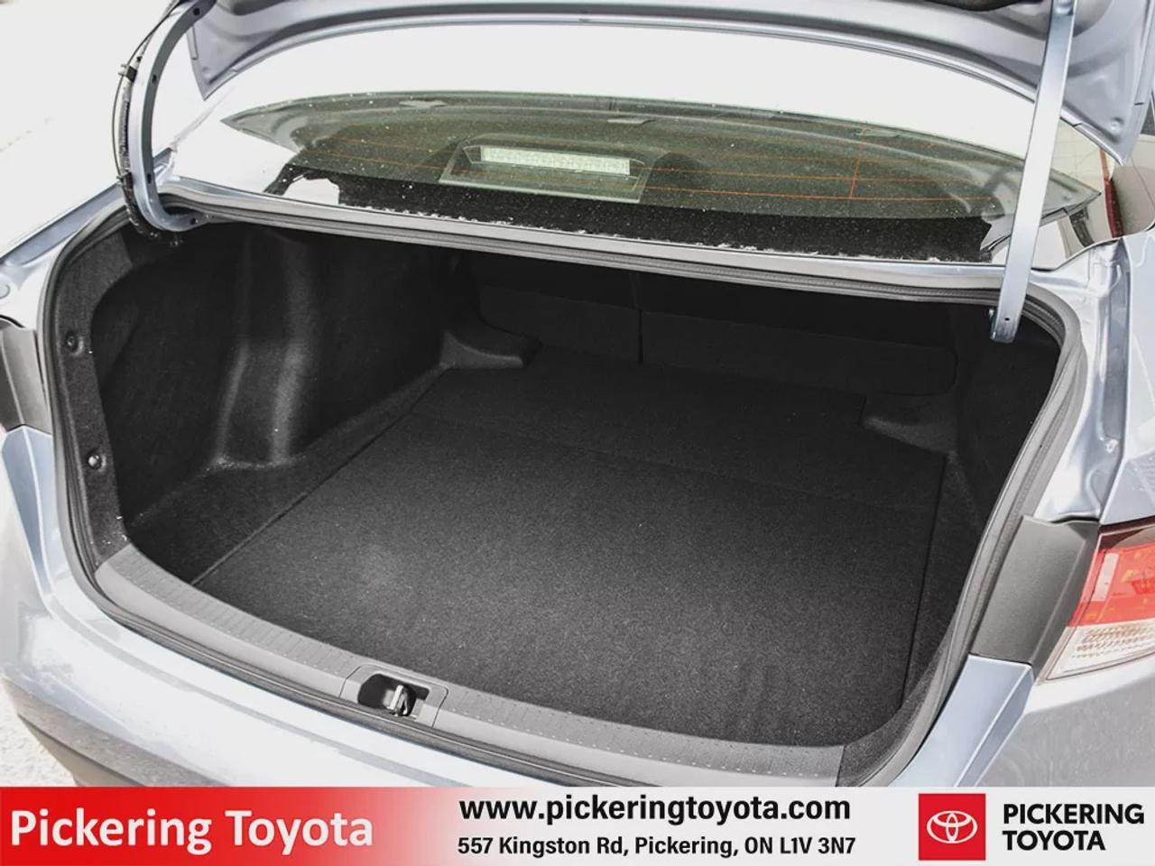 2024 Toyota Corolla Hybrid CVT LE Photo