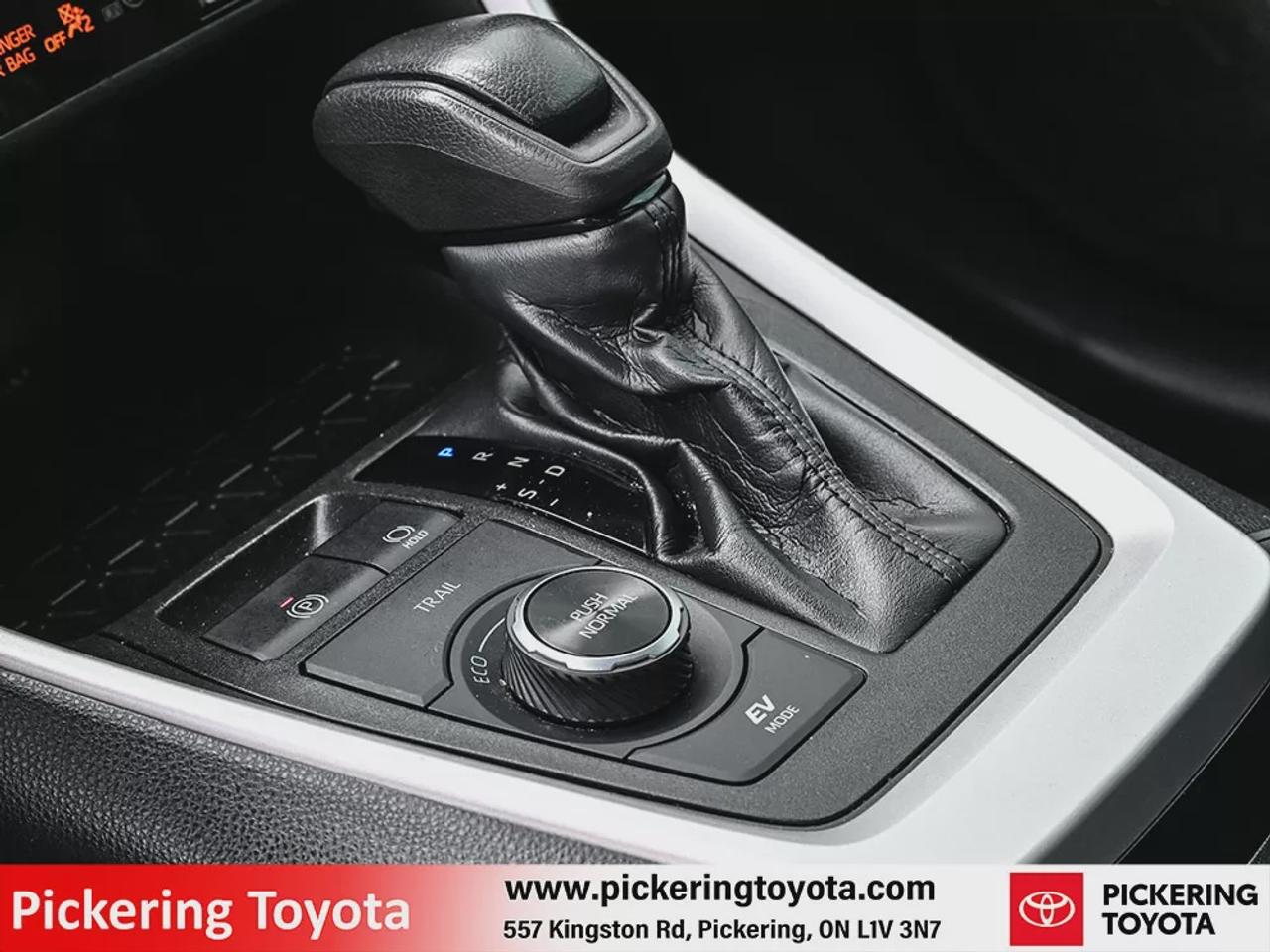 2021 Toyota RAV4 Hybrid XLE Photo