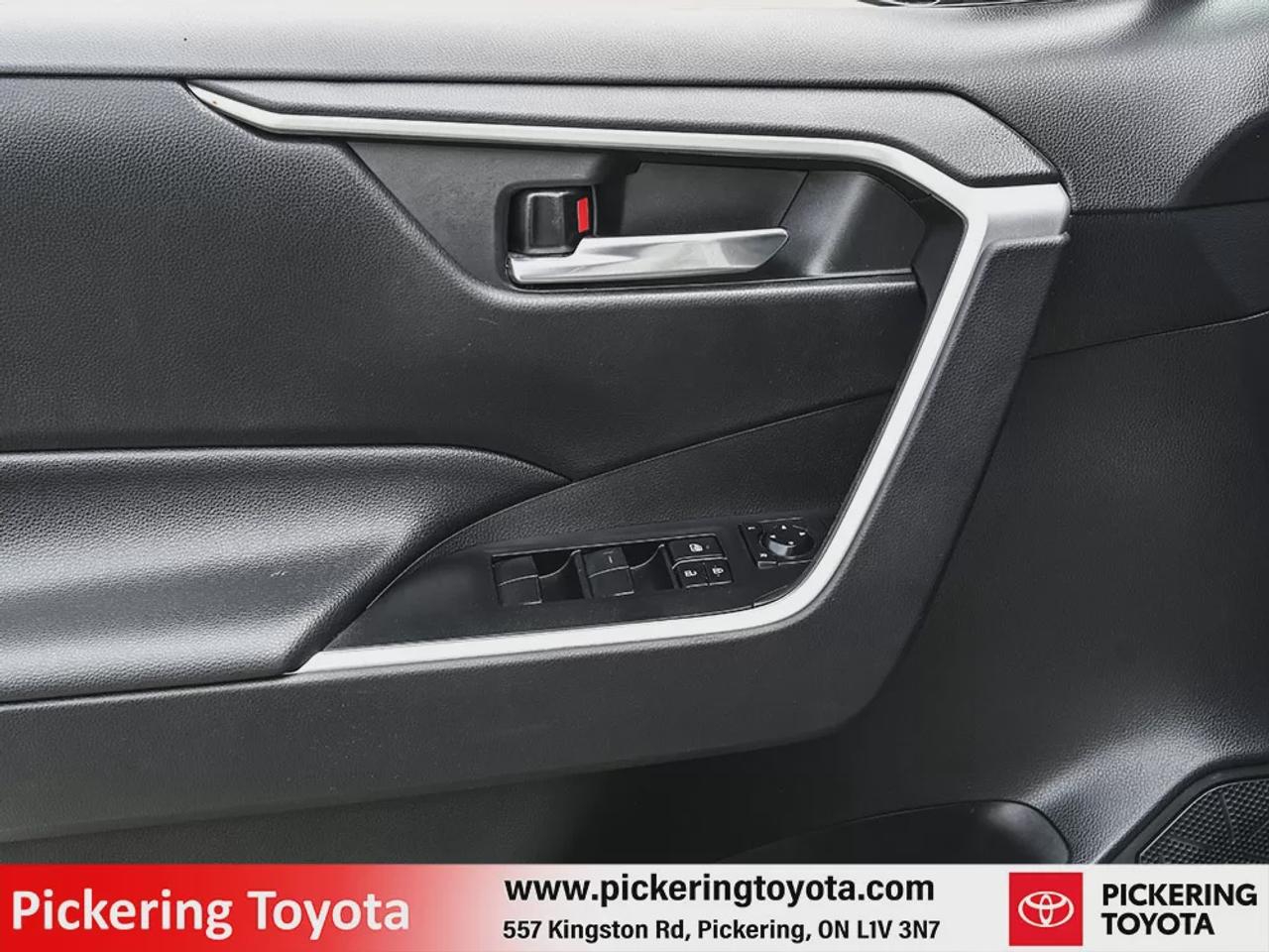 2021 Toyota RAV4 Hybrid XLE Photo