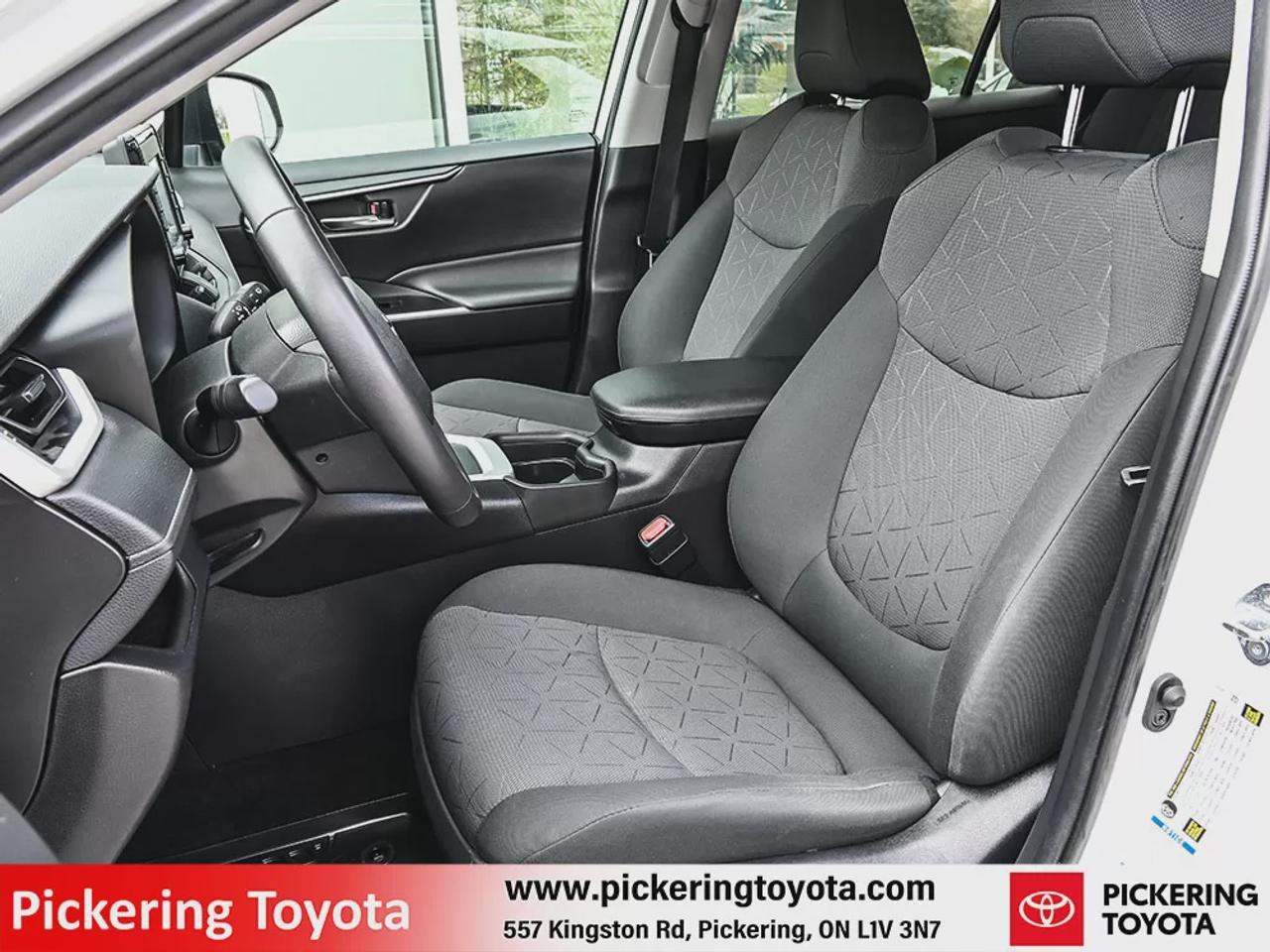 2021 Toyota RAV4 Hybrid XLE Photo
