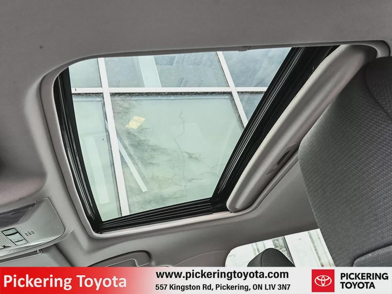 2021 Toyota RAV4 Hybrid XLE Photo