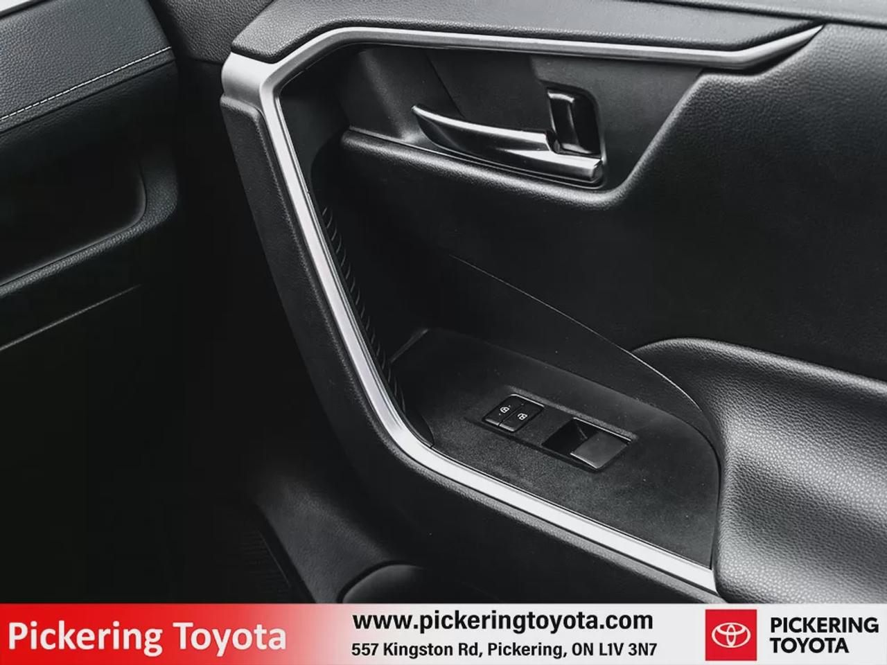 2021 Toyota RAV4 Hybrid XLE Photo