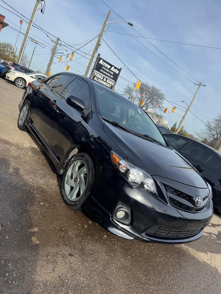 2012 Toyota Corolla 4dr Sdn Auto S Photo