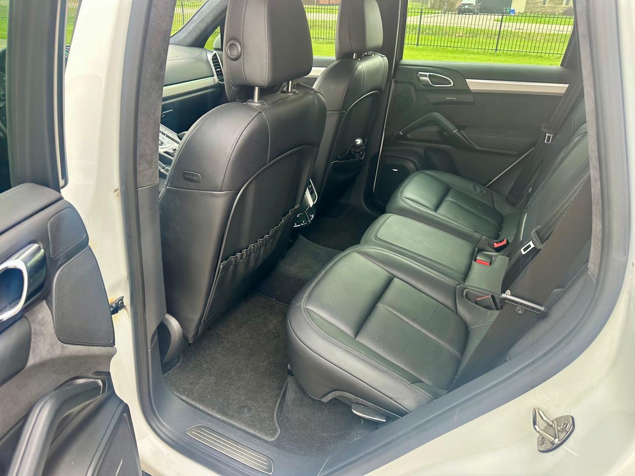 2014 Porsche Cayenne AWD 4dr GTS Photo