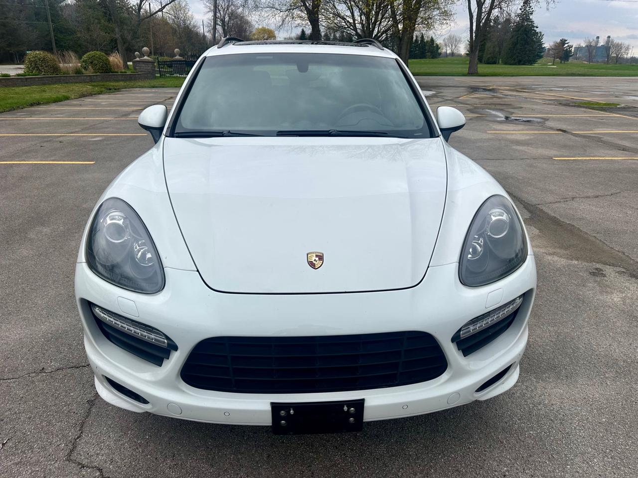 2014 Porsche Cayenne AWD 4dr GTS Photo