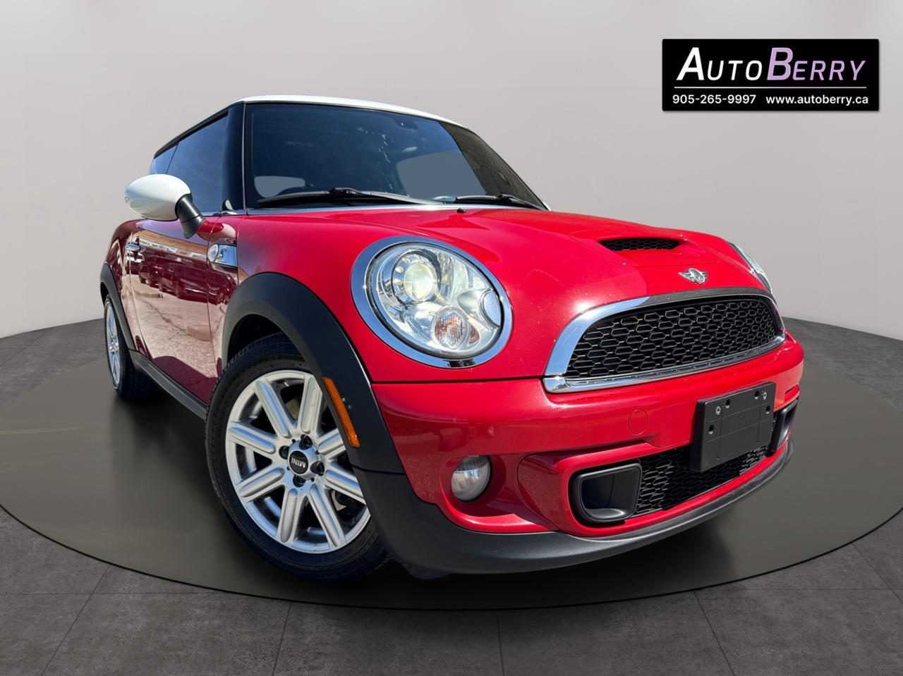 Used 2012 MINI Cooper Hardtop S for sale in Woodbridge, ON