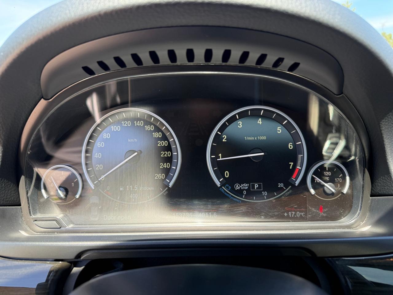 2013 BMW 5 Series 528i xDrive Photo