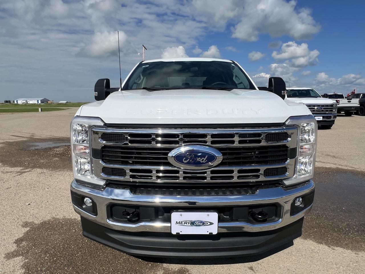 2026 Ford F-250 Super Duty SRW XLT 6.7L POWER STROKE V8 DSL 603A+ Photo2