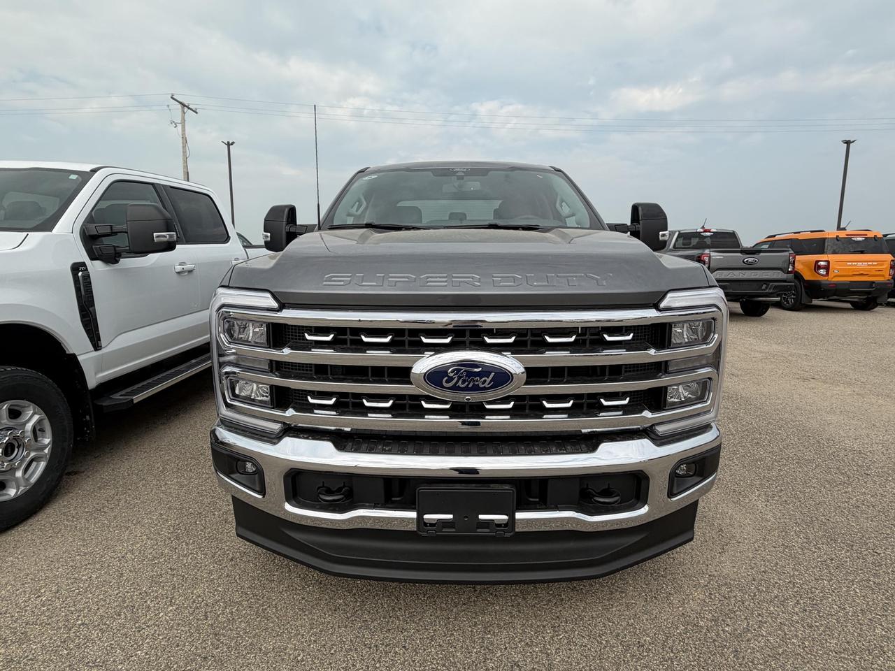 2026 Ford F-250 Super Duty SRW LARIAT Employee Pricing on NOW!! Photo2