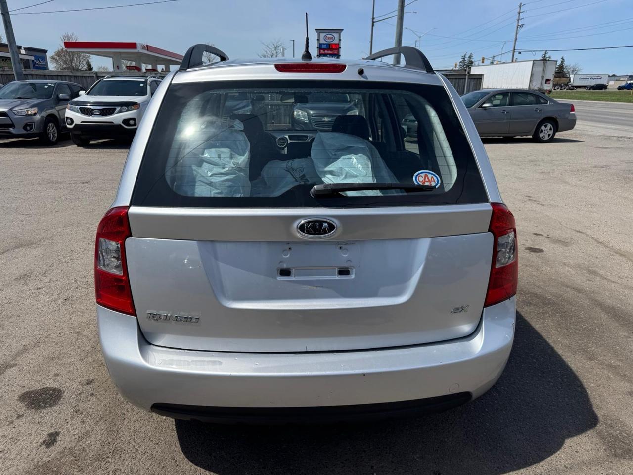 2009 Kia Rondo LX, AUTO, ONLY 93,000KMS, ALLOYS, CERTIFIED Photo3