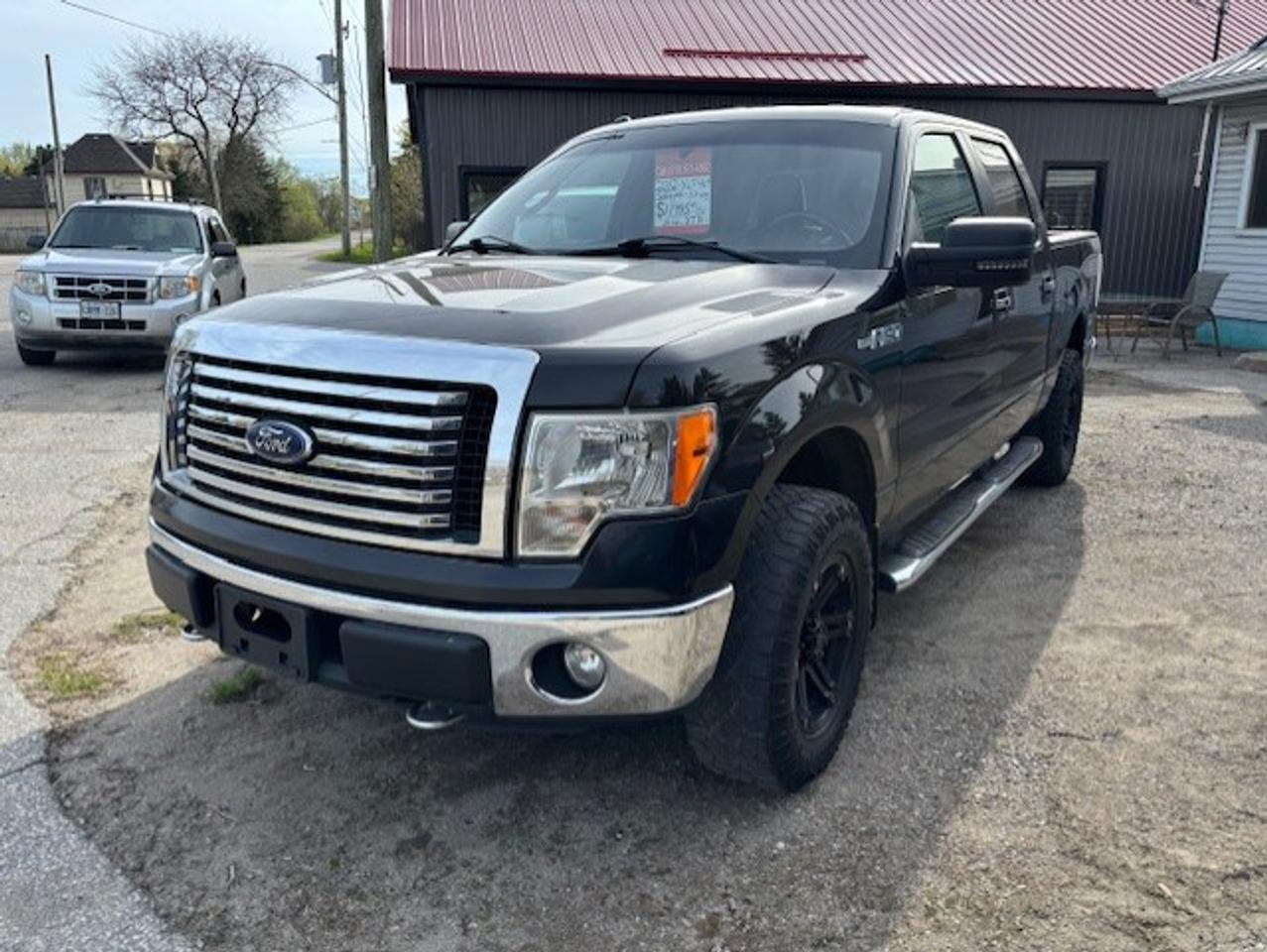 2012 Ford F-150 XLT-XTR 4X4 Photo2