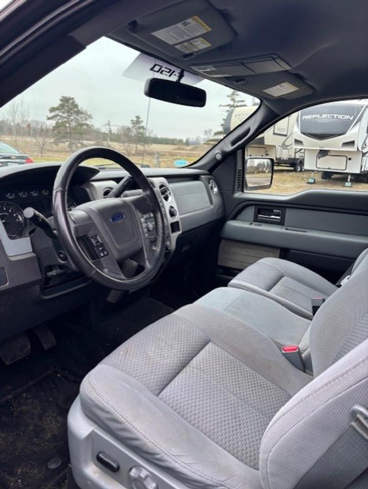 2012 Ford F-150 XLT-XTR 4X4 Photo2