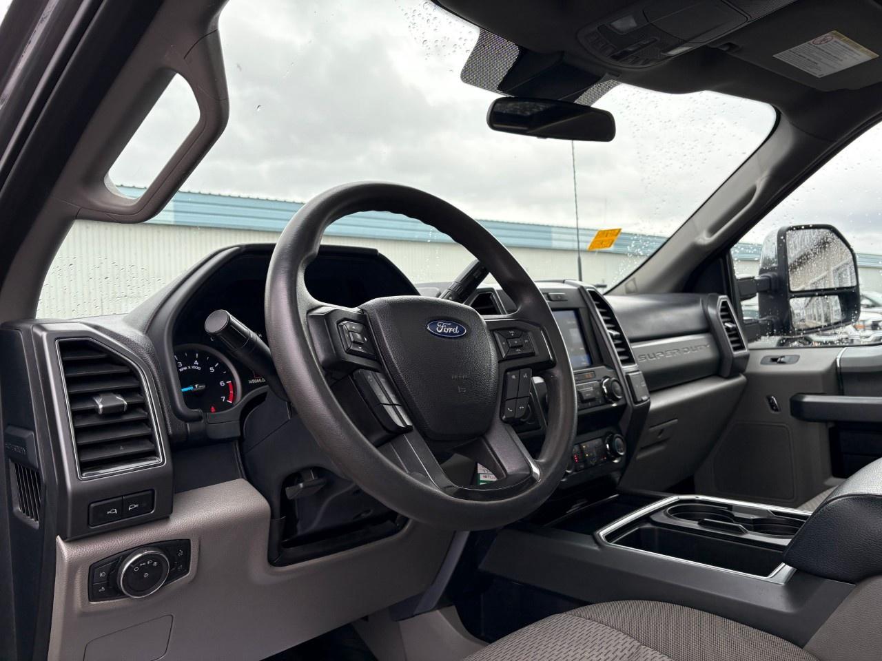 2022 Ford F-250 Super Duty SRW XLT 4WD SUPERCAB 6.75' BOX Photo