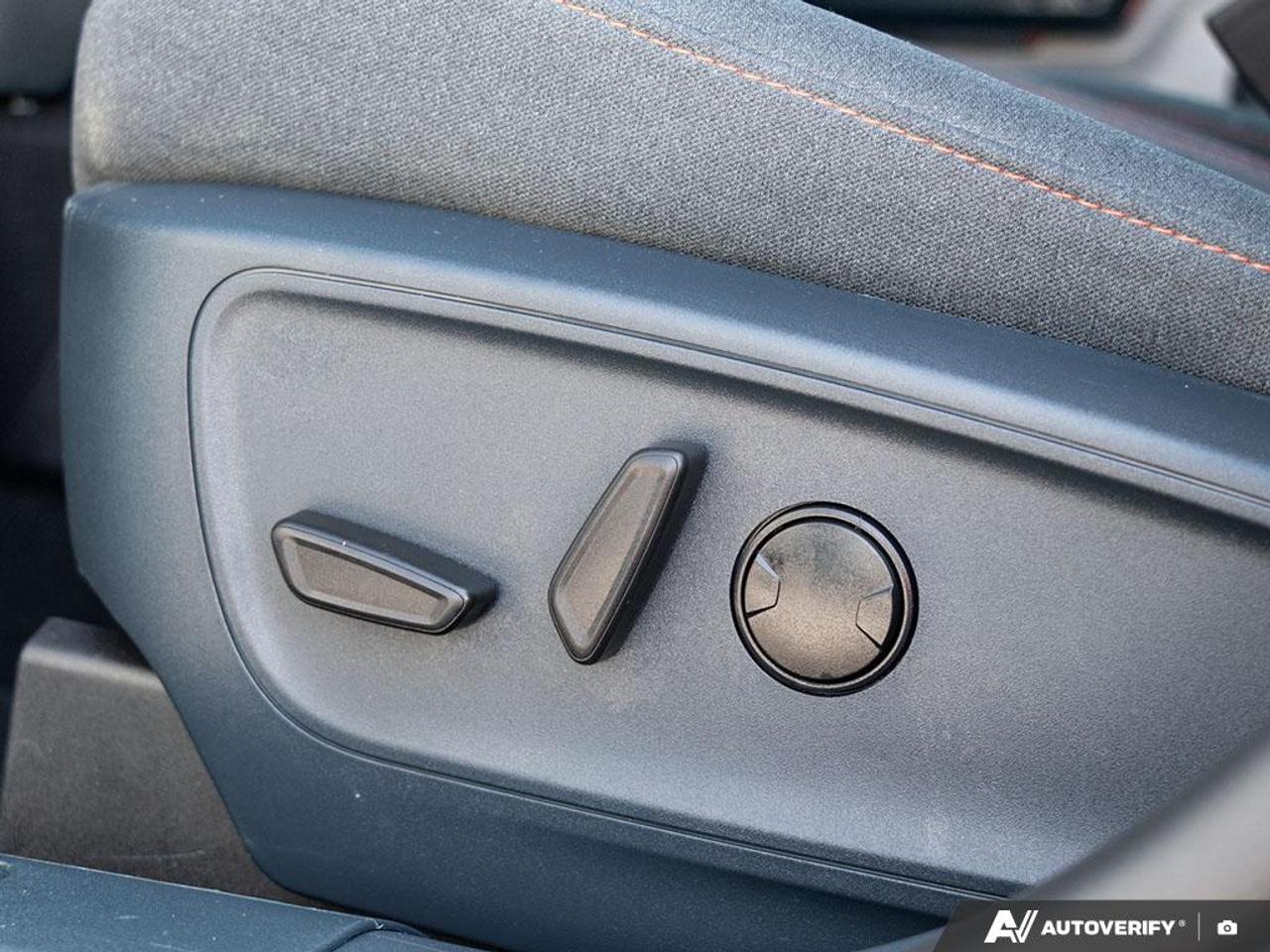 2023 Ford Maverick XLT KEYLESS ENTRY | POWER WINDOWS | BACKUP CAMERA Photo
