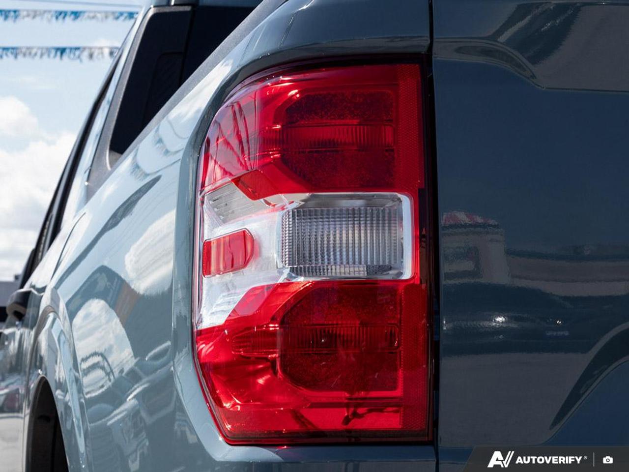 2023 Ford Maverick XLT KEYLESS ENTRY | POWER WINDOWS | BACKUP CAMERA Photo