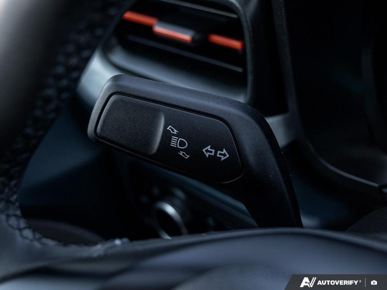 2023 Ford Maverick XLT KEYLESS ENTRY | POWER WINDOWS | BACKUP CAMERA Photo