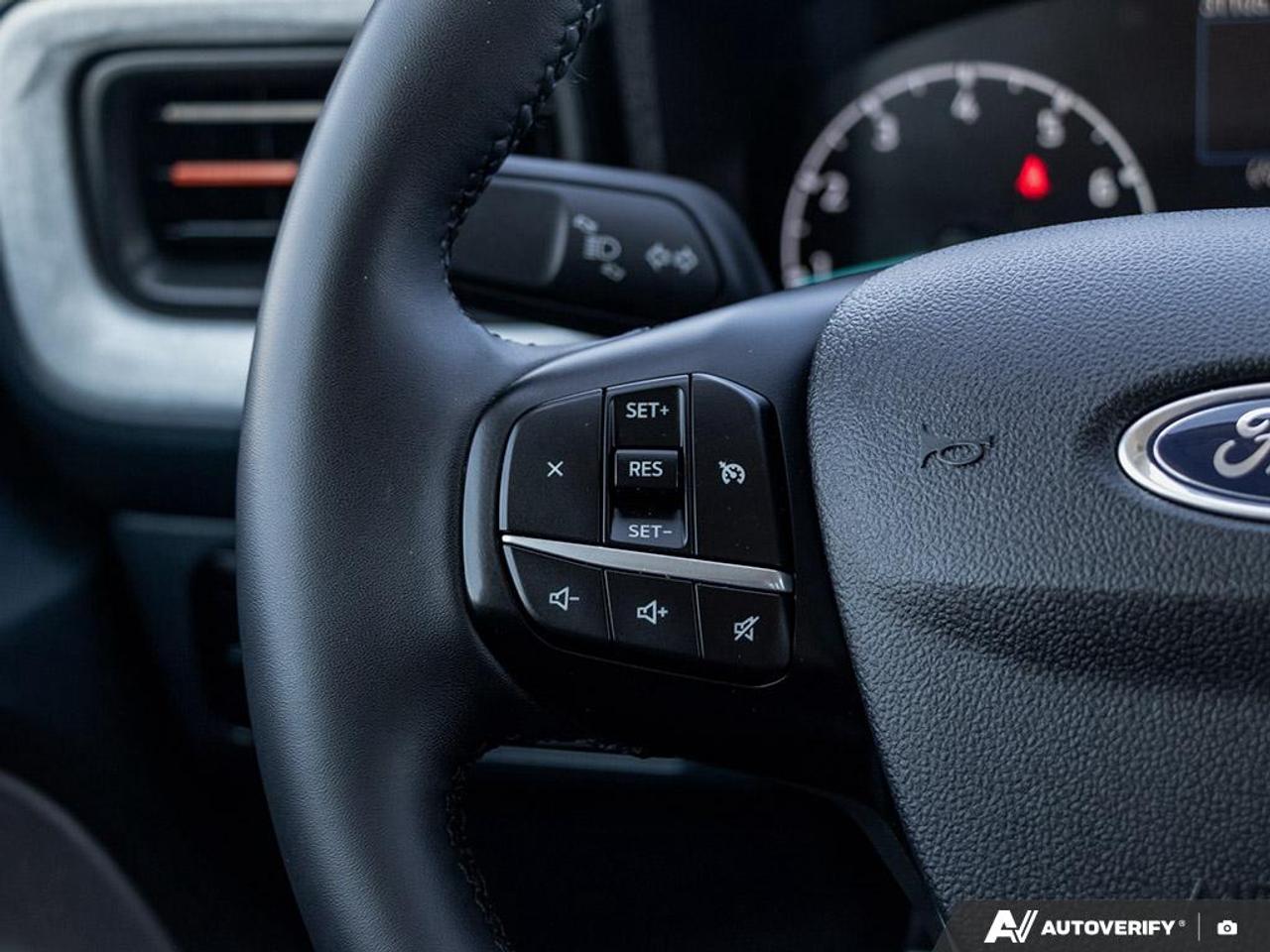 2023 Ford Maverick XLT KEYLESS ENTRY | POWER WINDOWS | BACKUP CAMERA Photo