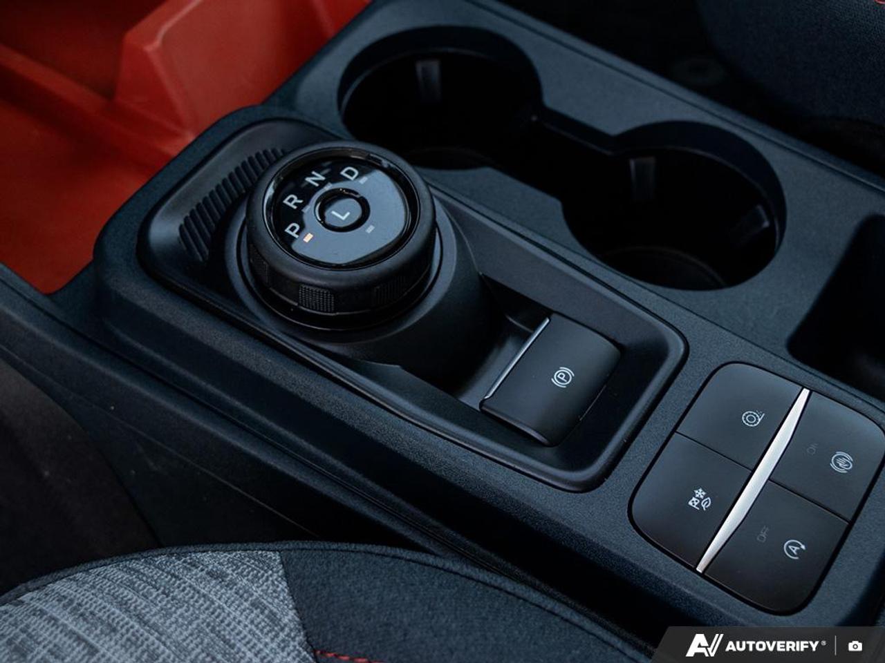2023 Ford Maverick XLT KEYLESS ENTRY | POWER WINDOWS | BACKUP CAMERA Photo
