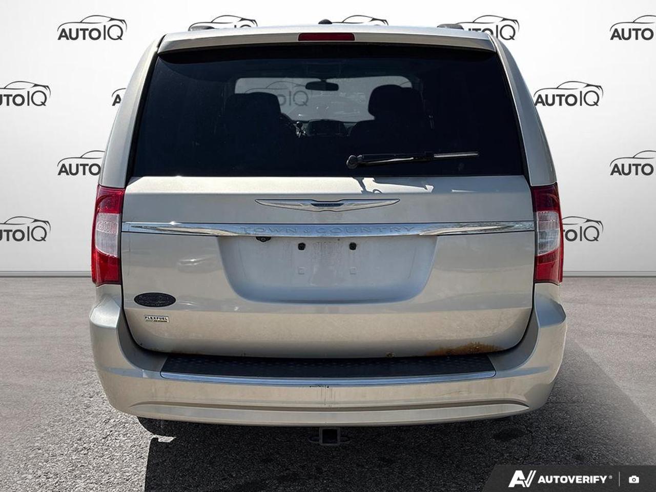 2014 Chrysler Town & Country Touring 29K|PWR LIFTGATE|REVERSE CAM Photo