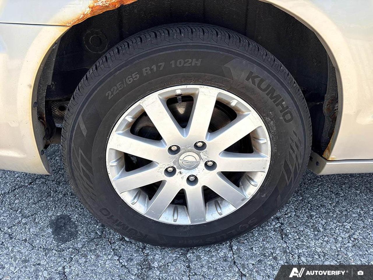 2014 Chrysler Town & Country Touring 29K|PWR LIFTGATE|REVERSE CAM Photo