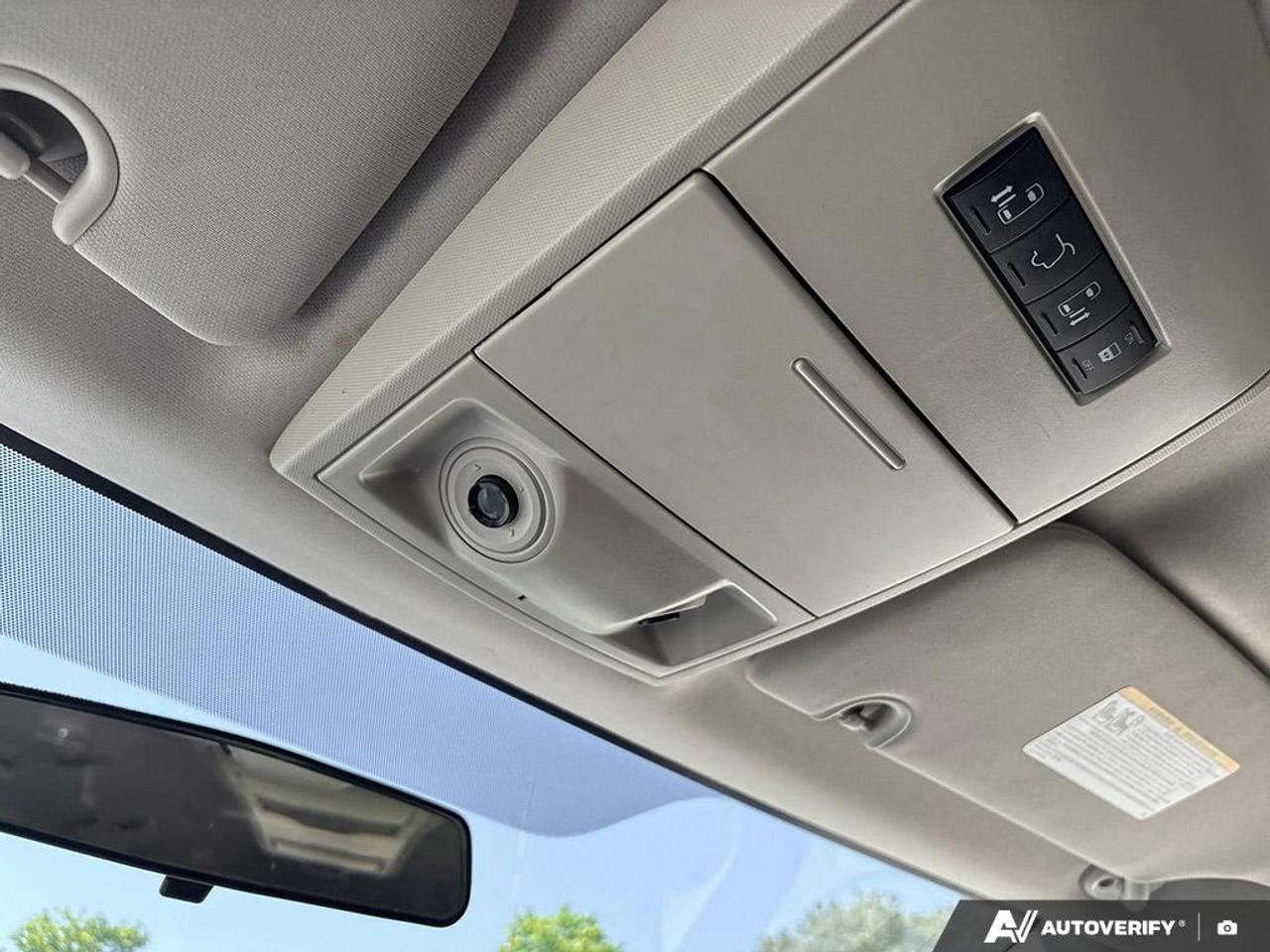 2014 Chrysler Town & Country Touring 29K|PWR LIFTGATE|REVERSE CAM Photo