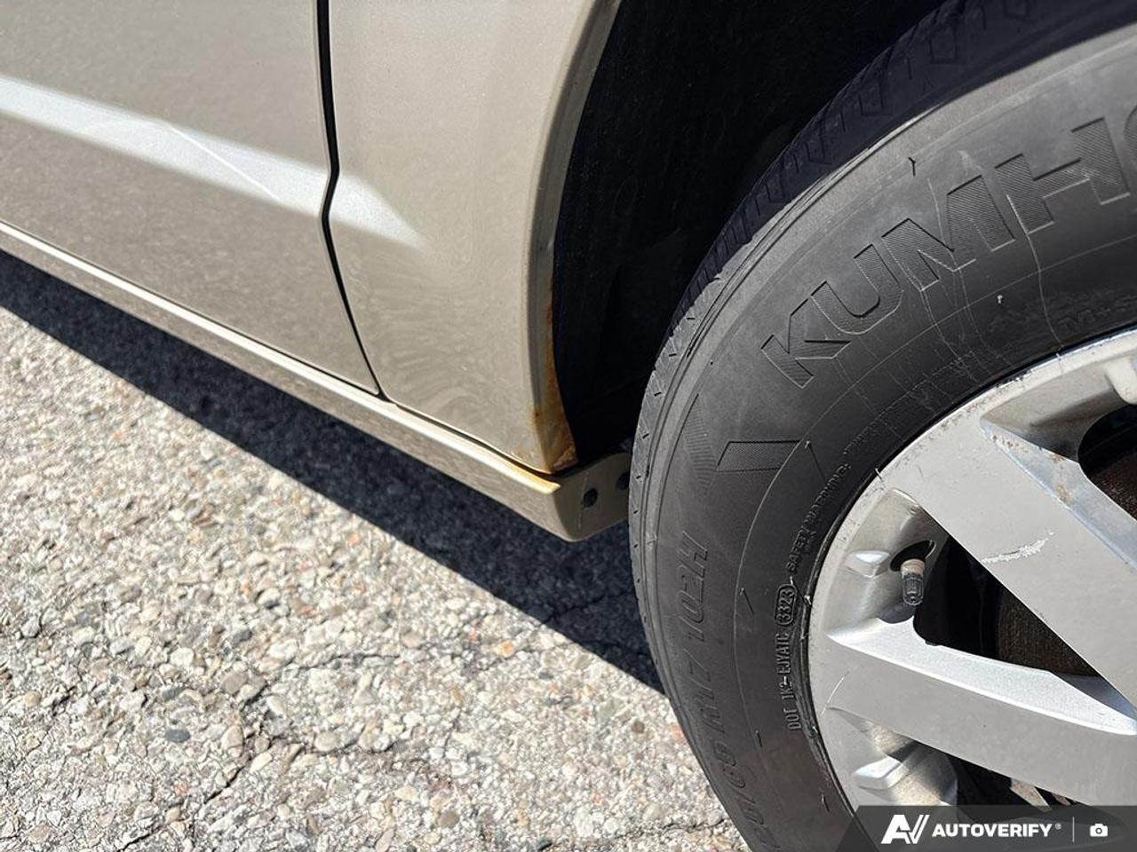 2014 Chrysler Town & Country Touring 29K|PWR LIFTGATE|REVERSE CAM Photo