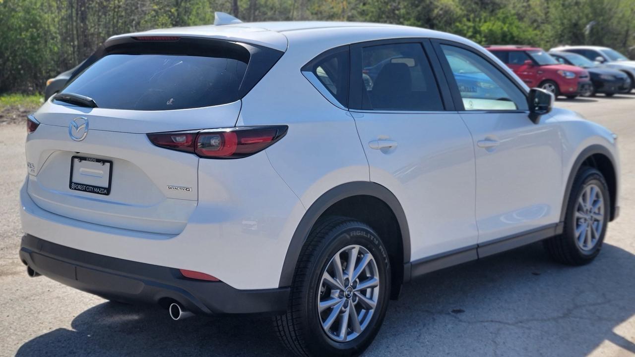 2025 Mazda CX-5 GS Photo