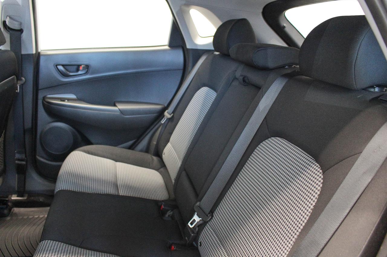 2021 Hyundai KONA 2.0L Preferred HEATED SEATS/STEERING WHEEL - REMOTE START - CLOTH UPHOLSTERY Photo