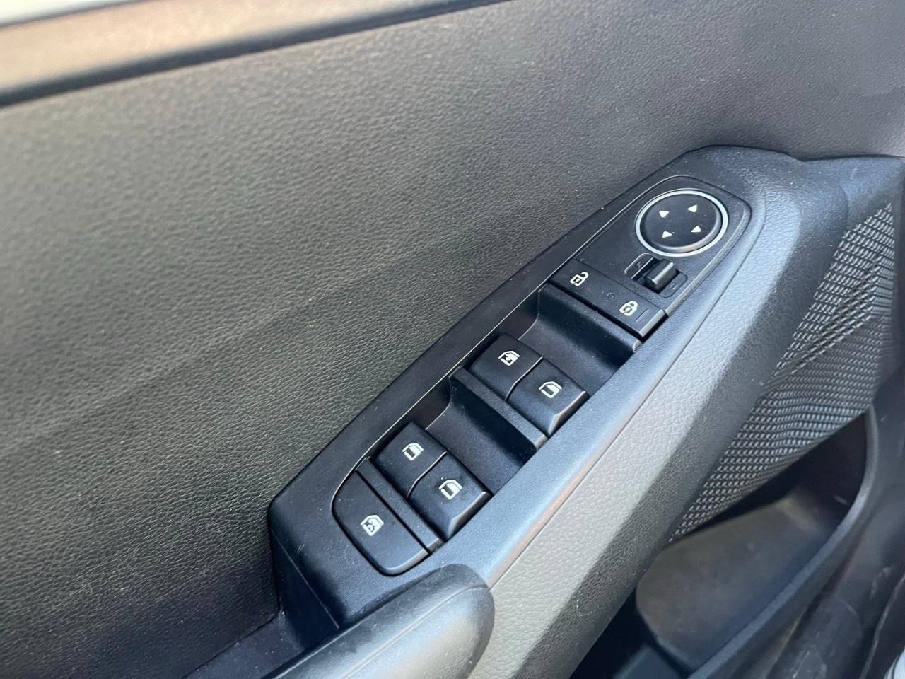 2022 Kia Seltos LX FWD Photo
