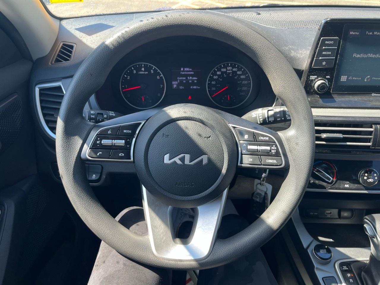 2022 Kia Seltos LX FWD Photo