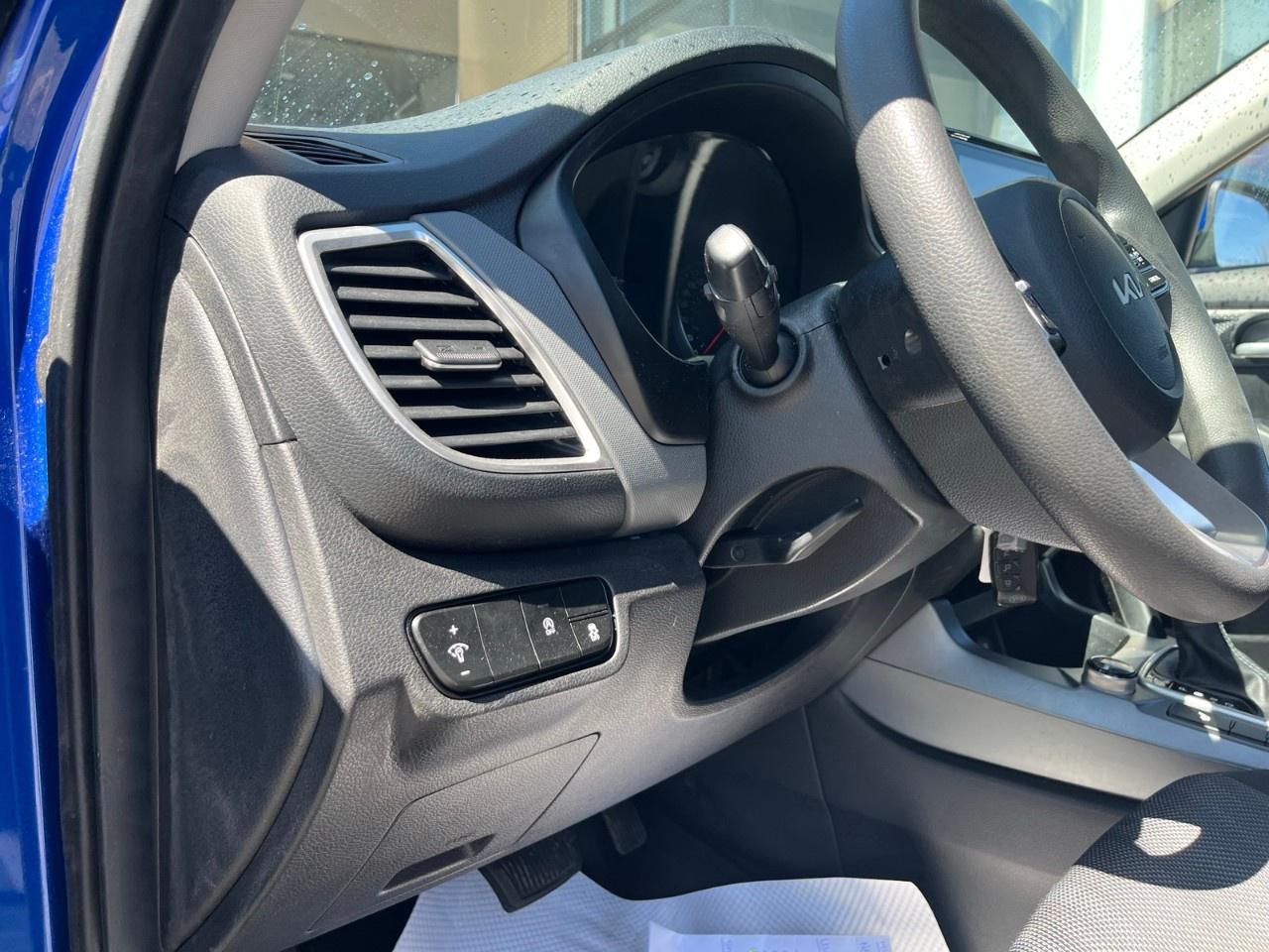 2022 Kia Seltos LX FWD Photo