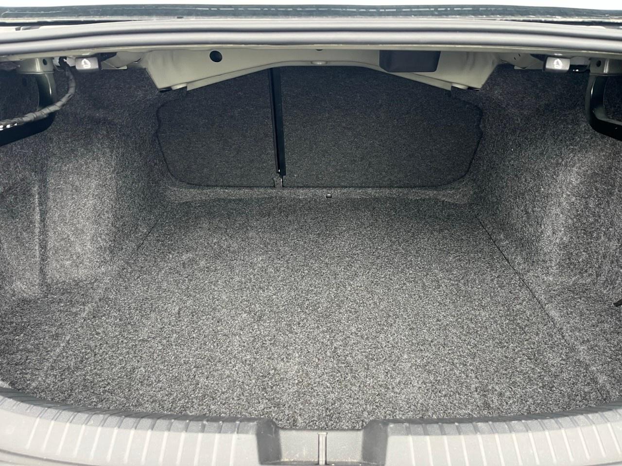 2024 Volkswagen Jetta Comfortline Manual Photo