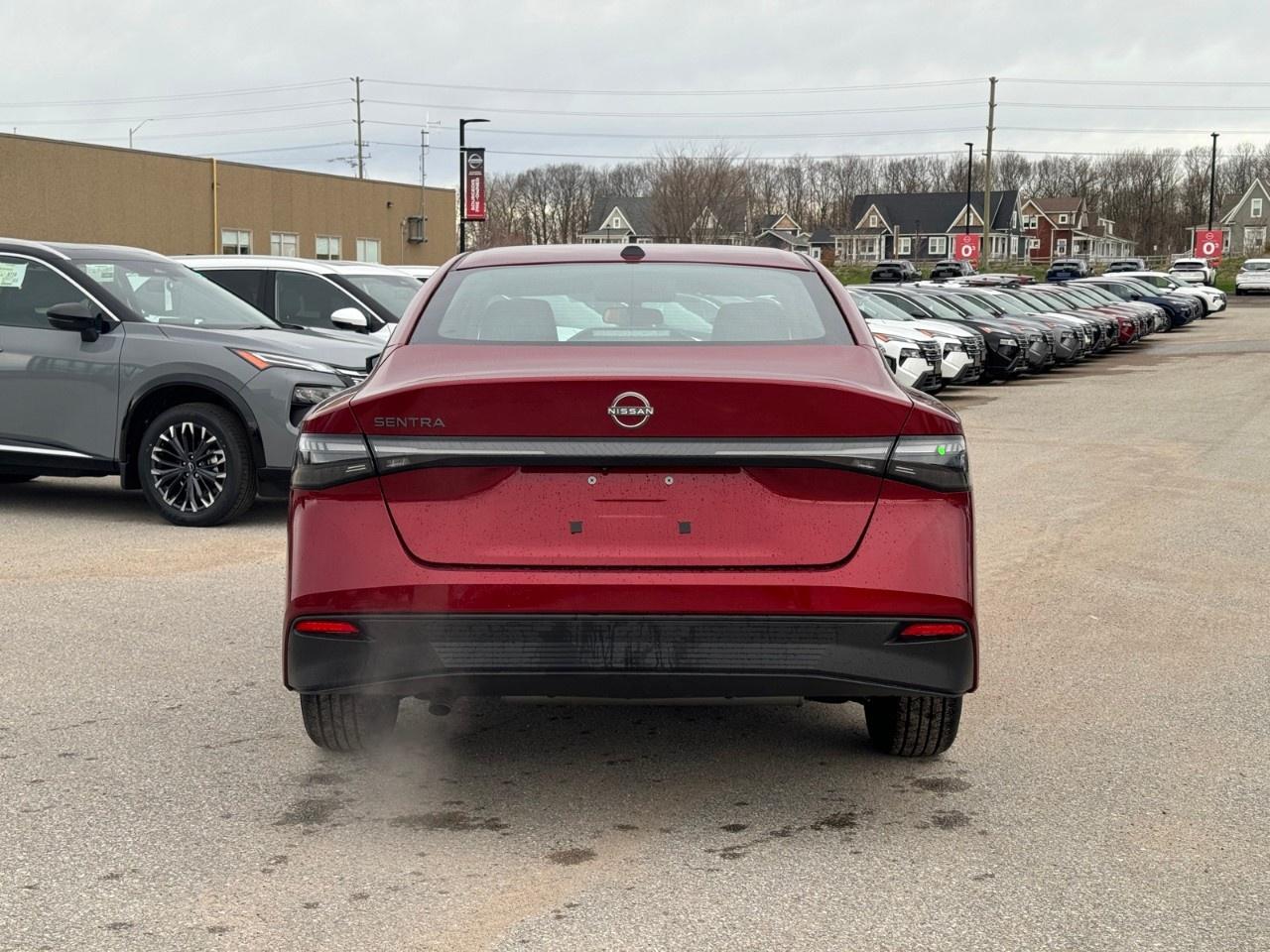 2026 Nissan Sentra SV SEDAN Photo4