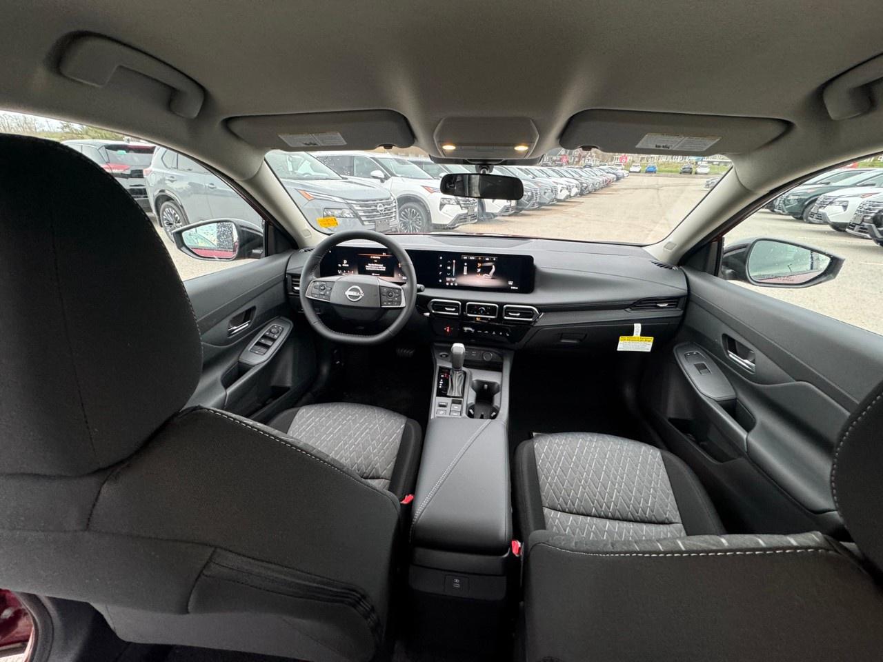 2026 Nissan Sentra SV SEDAN Photo