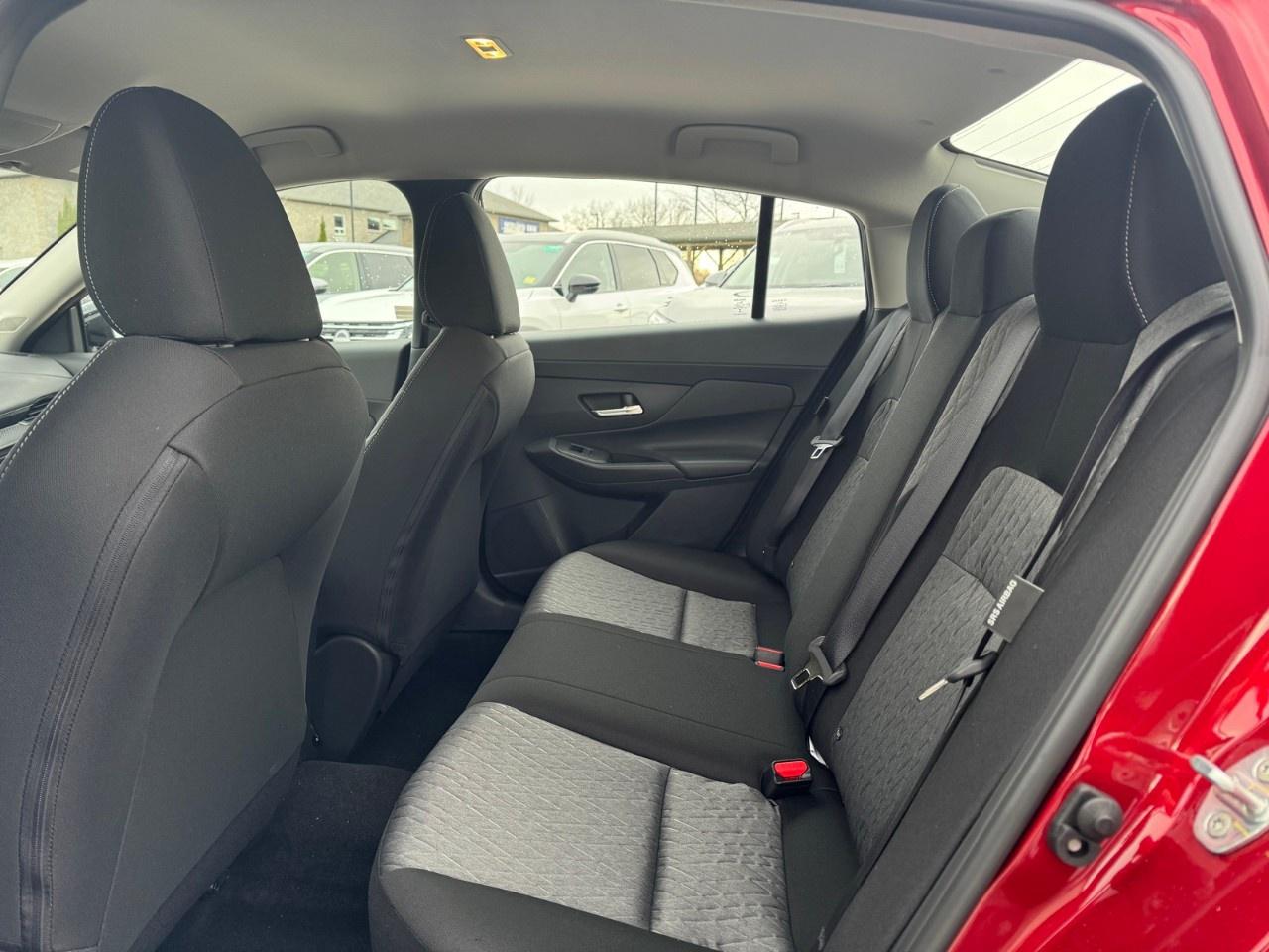 2026 Nissan Sentra SV SEDAN Photo
