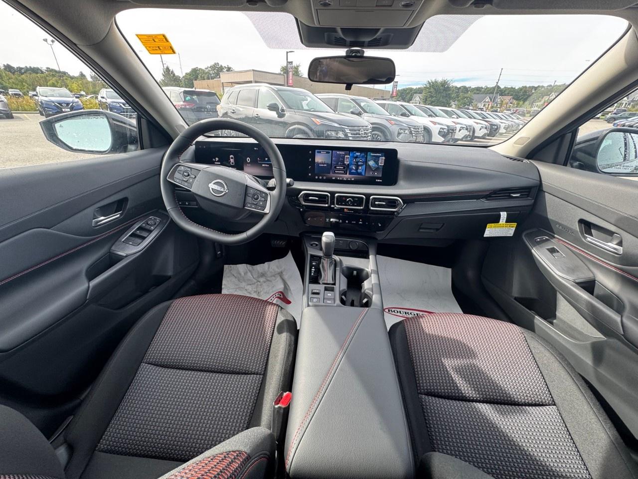2026 Nissan Sentra SR SEDAN Photo
