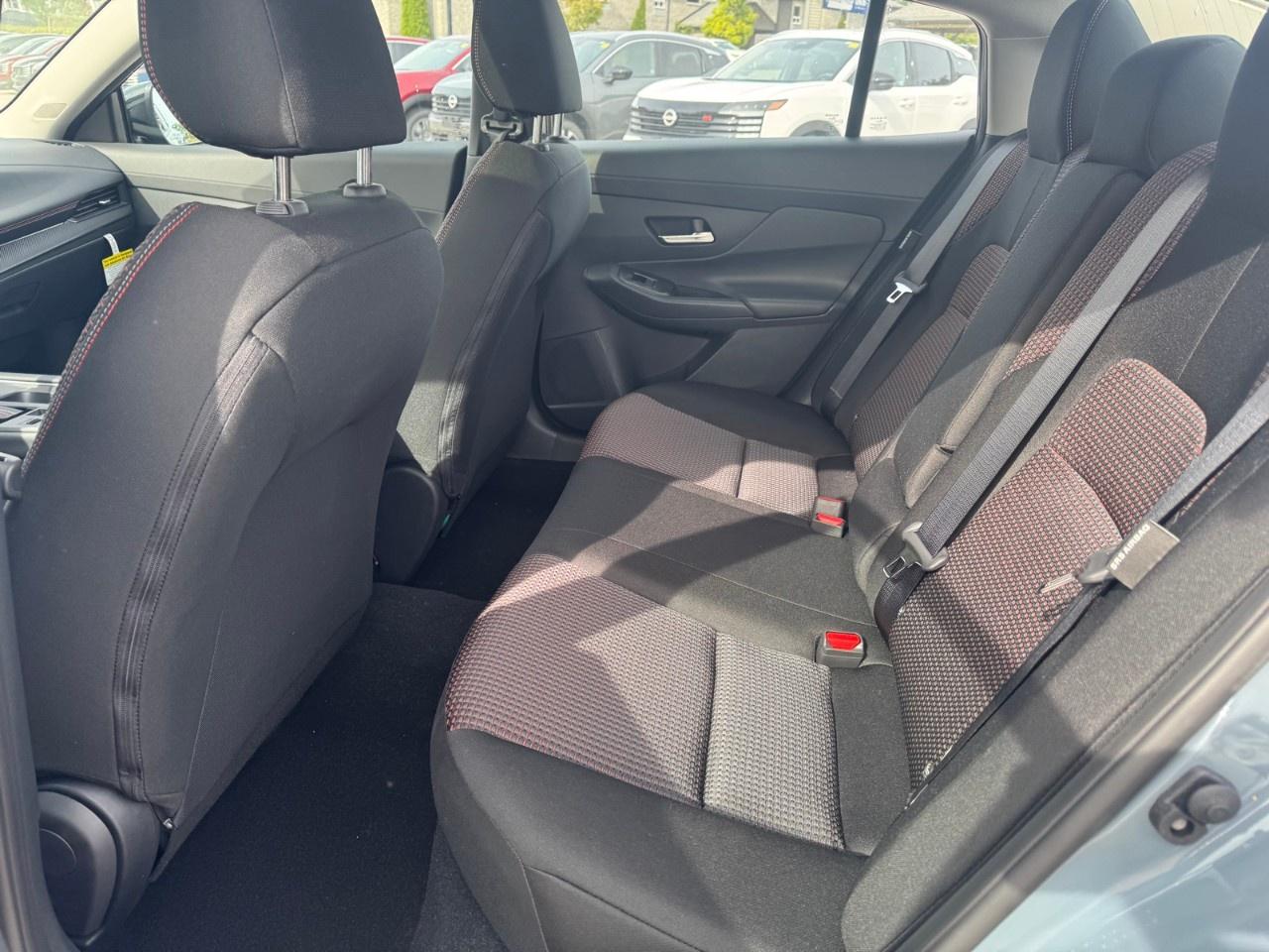 2026 Nissan Sentra SR SEDAN Photo