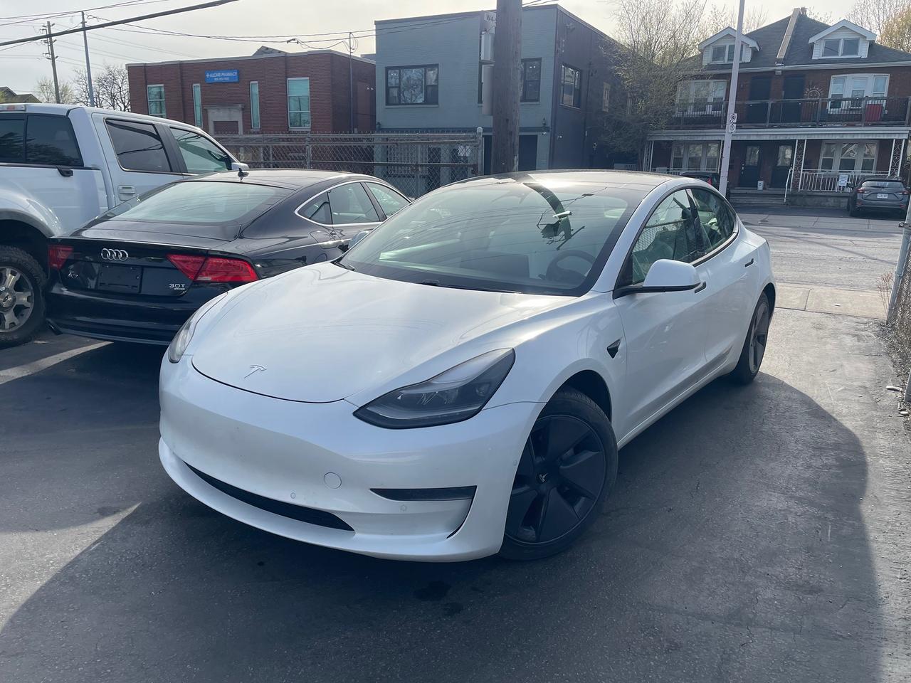 2021 Tesla Model 3 Standard Range Plus *WHITE INTERIOR, HEATED SEATS* Photo0
