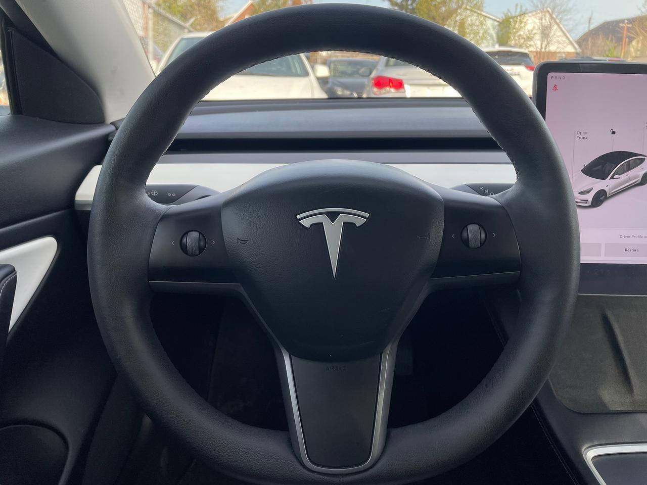 2021 Tesla Model 3 Standard Range Plus *WHITE INTERIOR, HEATED SEATS* Photo