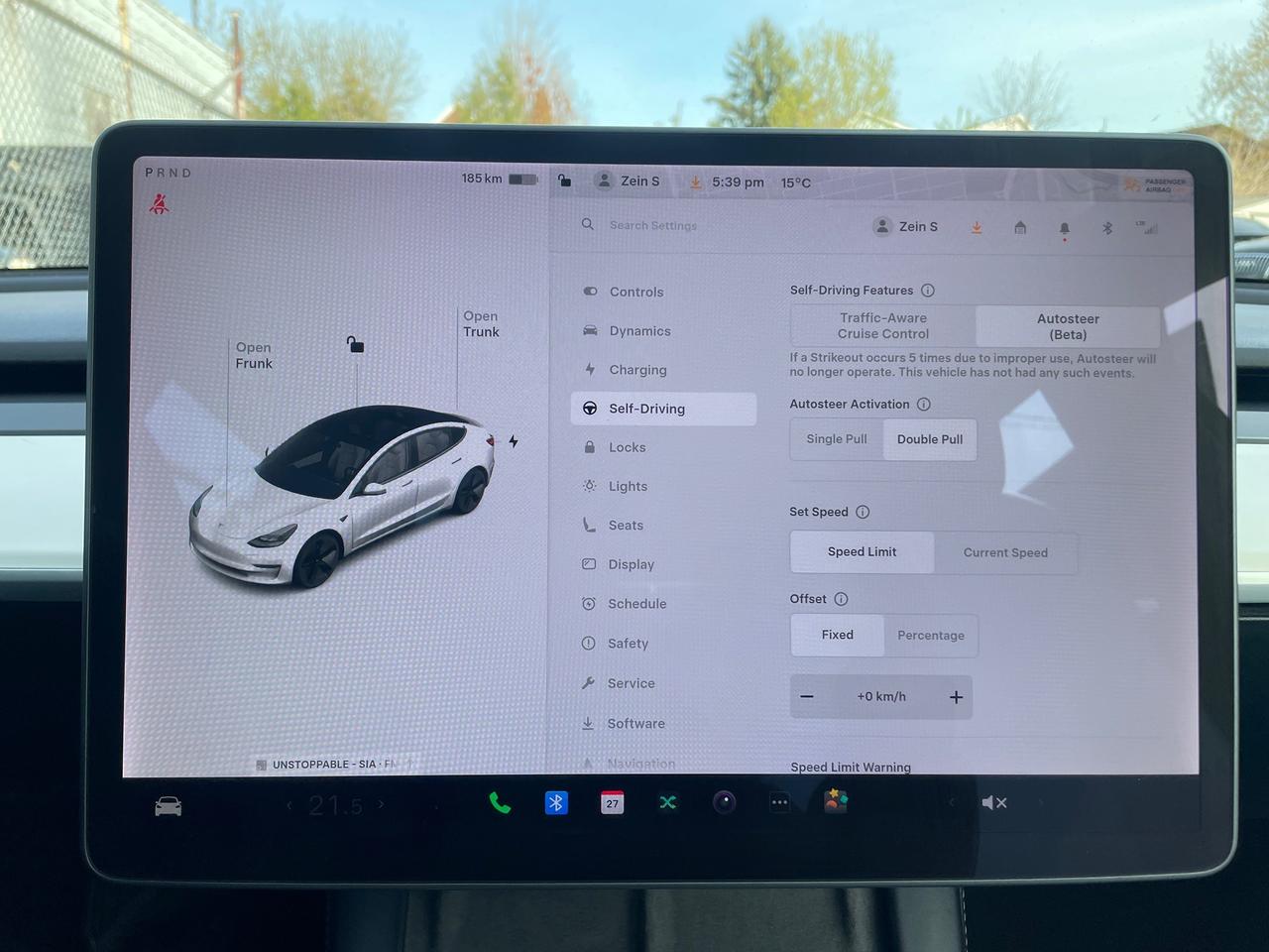 2021 Tesla Model 3 Standard Range Plus *WHITE INTERIOR, HEATED SEATS* Photo